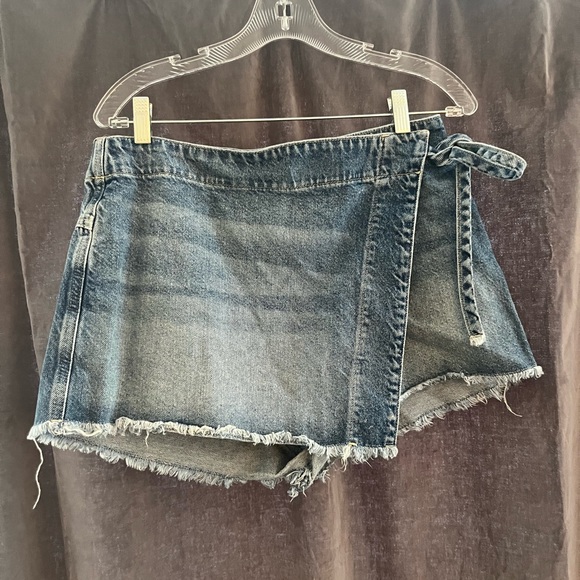 We The Free Emmy Denim Skort - Picture 3 of 5